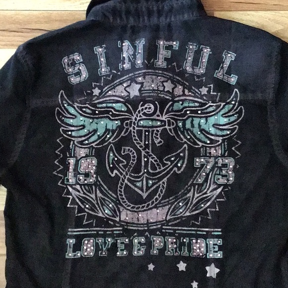 Women Sinful Shirt - Picture 5 of 7